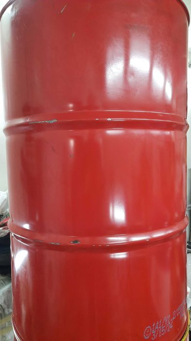 Beczki  60l. 60 l. beczka po oleju stan bdb.