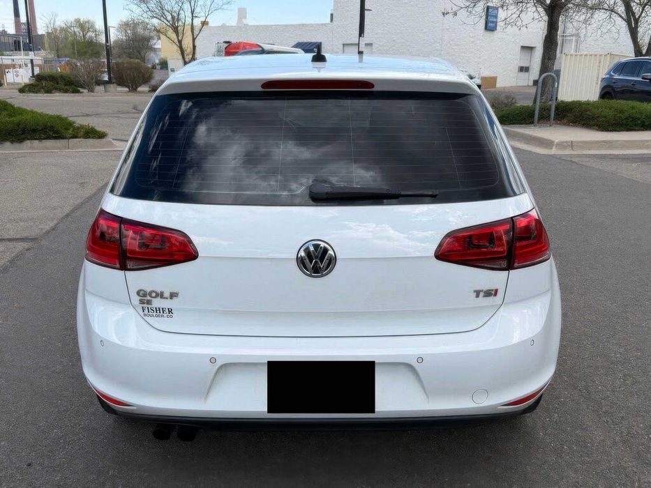 Volkswagen Golf      2015
