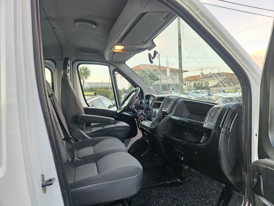 Peugeot boxer cabine dupla