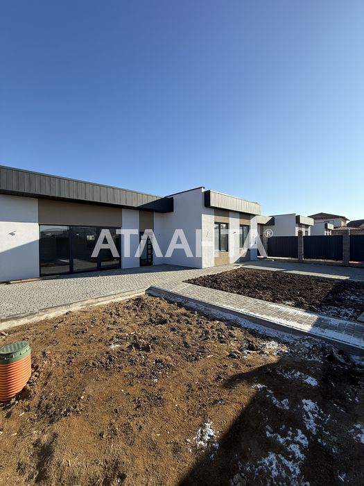 Одноэтажный современный дом на Золотой Горке