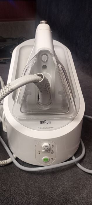 Гладильна система Braun CareStyle 3 (праска з парогенератором)