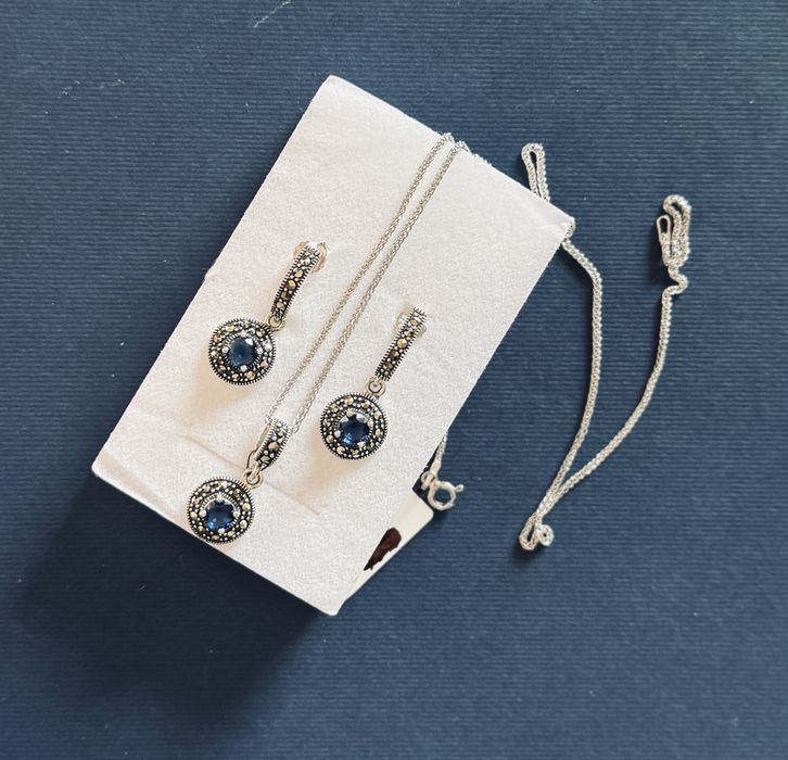 Srebrny komplet bizuterii 925 - kolczyki, naszyjnik z zawieszką |