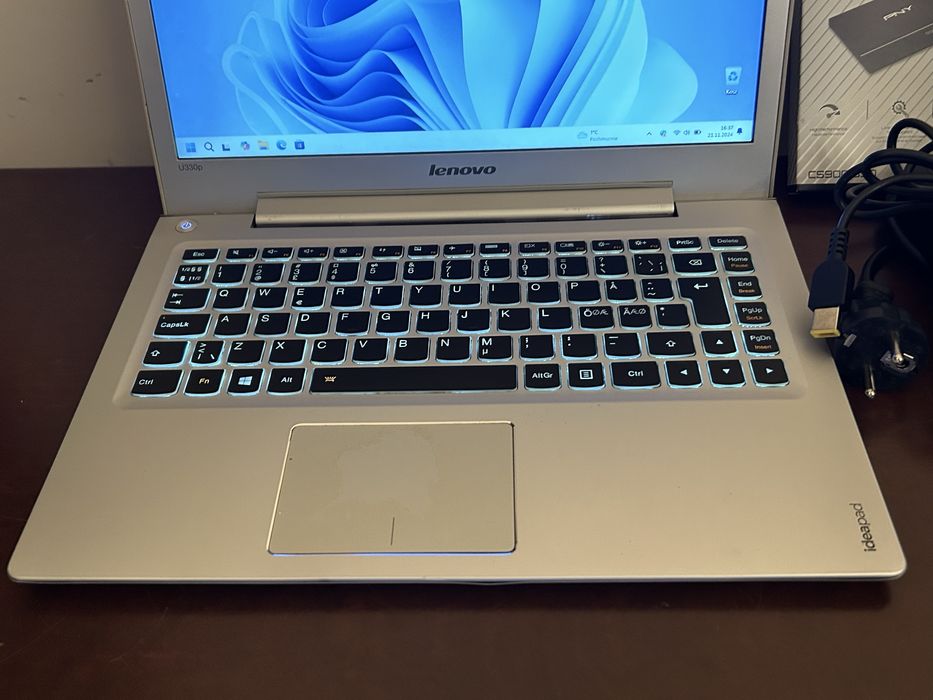 Laptop Lenovo U330P 13" cali Metalowy i3-1.7GHz/nowy SSD 512GB/8GB RAM