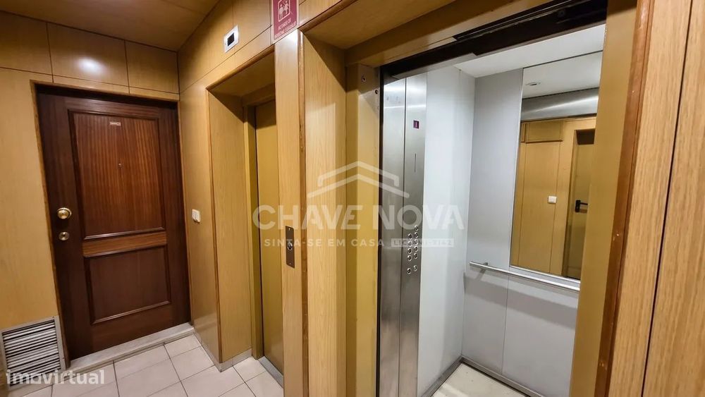 T2 c/ Varanda e Arrumo em Paranhos ( junto ao Lidl da Areosa) - CO