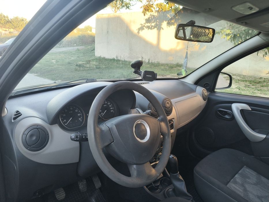продам dacia sandero 1.2 бензин
