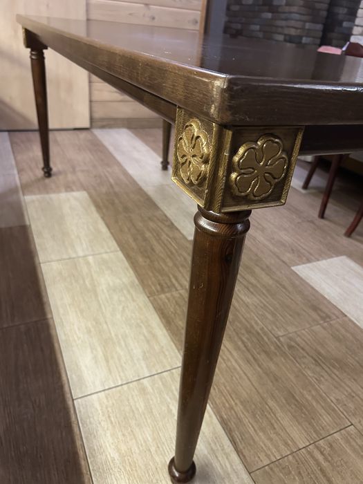 Продам стіл б/у.