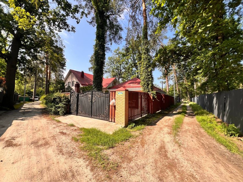 Торг‼️Просторий будинок 231м2 ТОР ЛОКАЦІЯ БЕЗ додаткових вкладень