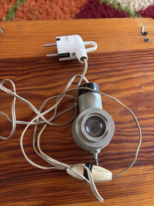 Продам осветитель для микроскопа