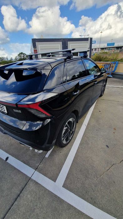MG4 versão LUXURY tracção traseira com 204 cv, bateria 64 KW e 430 km de autonomia em ciclo WLTP