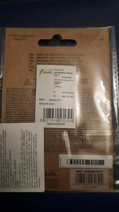 Значки АСDC знаменитой рокгрупы.