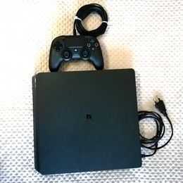 Playstation 4 - PS4