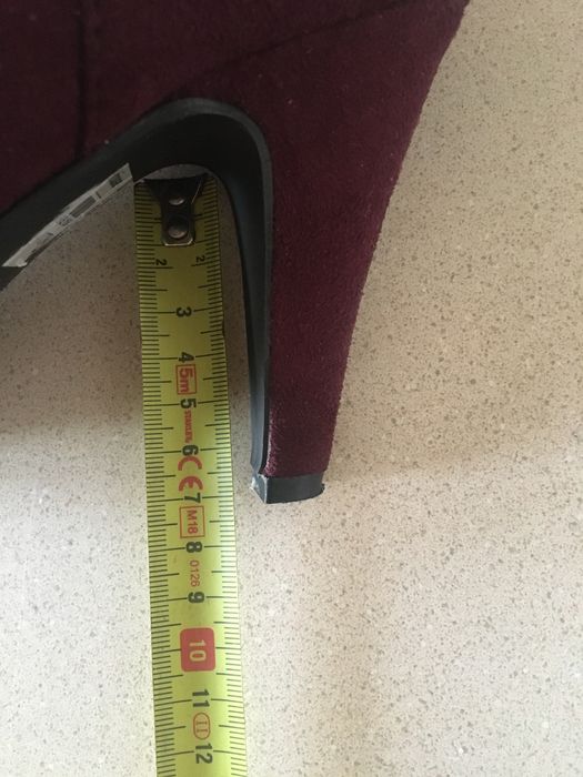 Bordowe, zamszowe botki