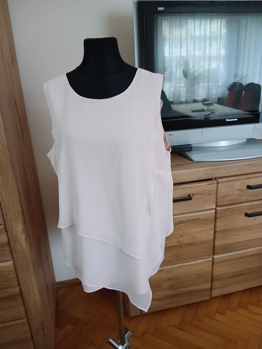 Rozowa luźna  bluzka  Calvin  Klein 44