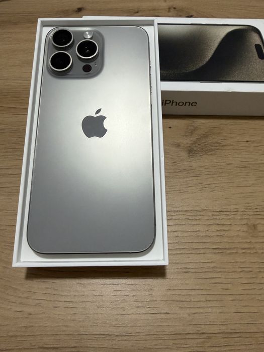 iPhone 15 Pro Max