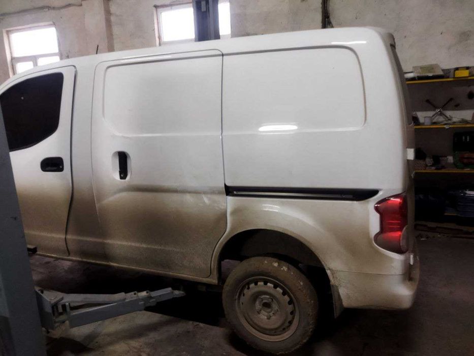 Nissan NV200 після ДТП