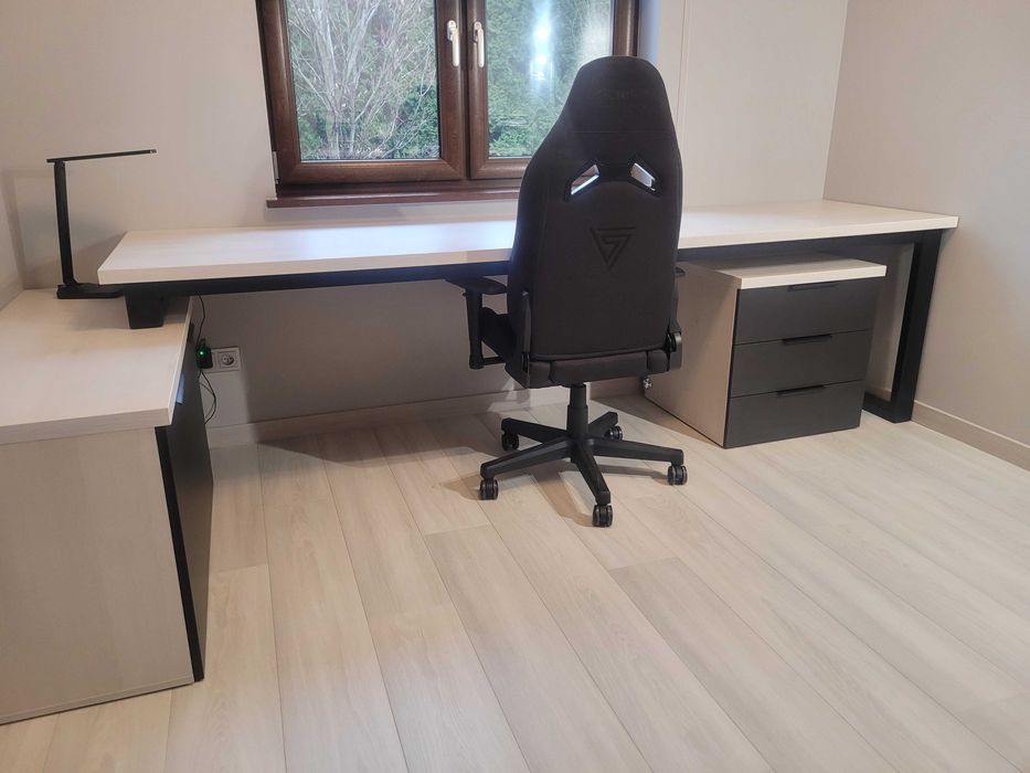 meble biurowe - komplet