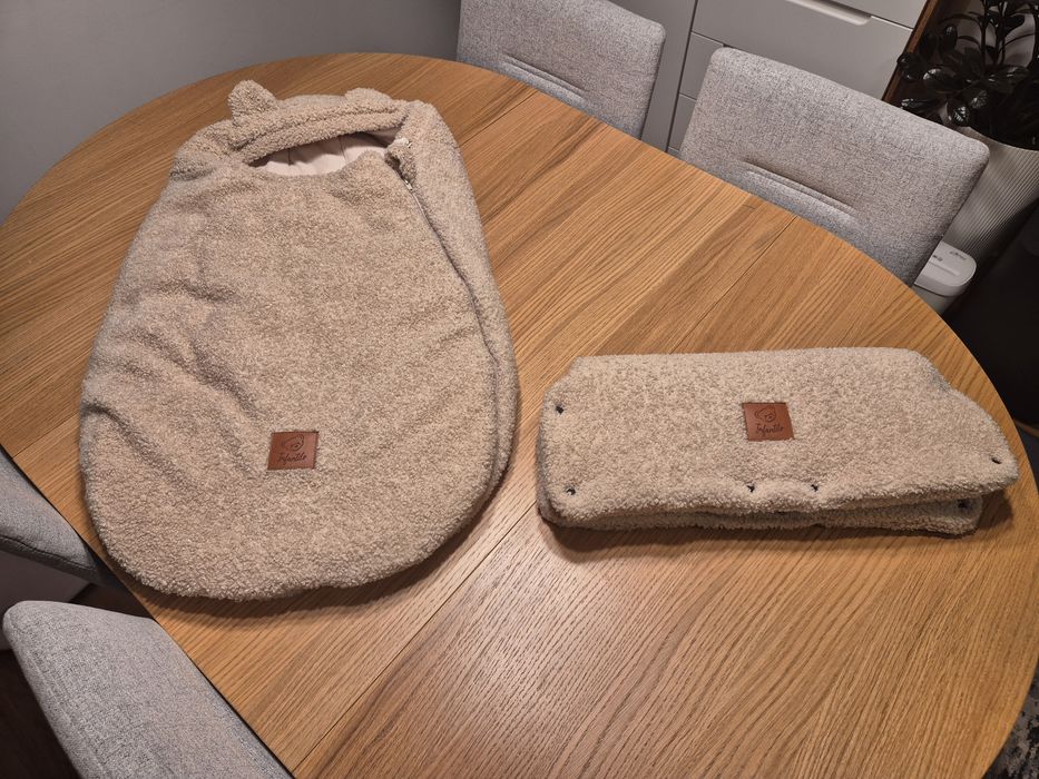 Zestaw Zimowy Baranek BOUCLÉ Infantile: Śpiworek do Wózka + Mufka