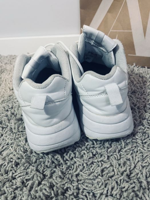 Buty damskie sneakersy biale fila rozm 39