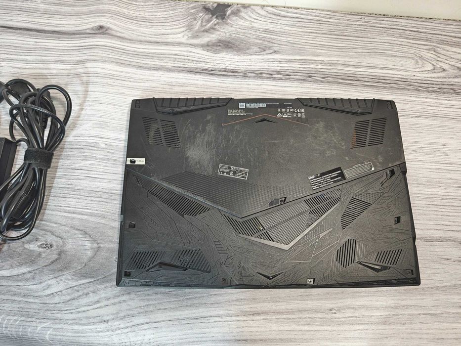 Ноутбук MSI GE75 FHD 144Hz 10750H 24GB 1TB SSD RTX2070 8Gb свіжа АКБ