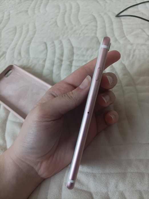 Продам Iphone 6s (Rose Gold)