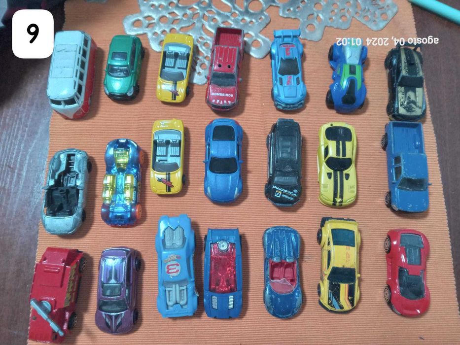 carrinhos hotwheels