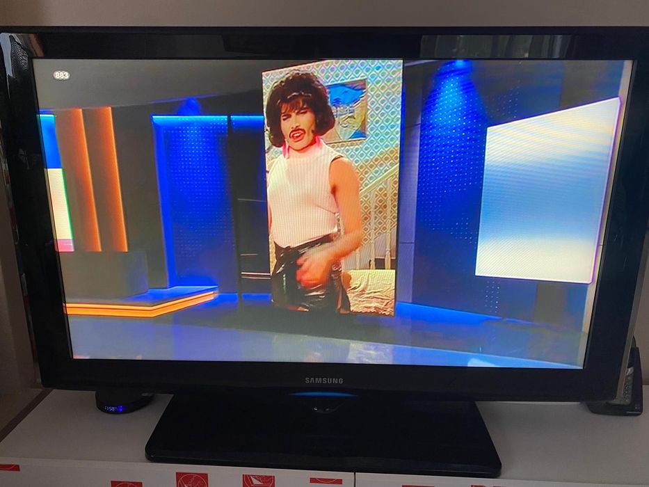 LCD Samsung 42"  FHD