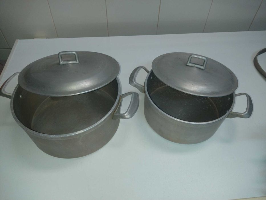 Panela pressão e panelas de aluminio