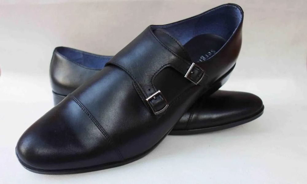 POLSKIE męskie pólbuty sznurowane CZARNE 44