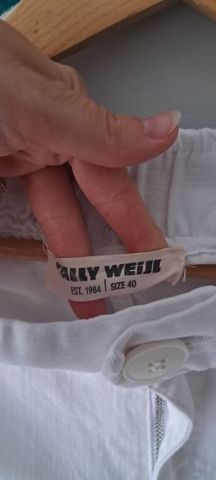 Biale bojowki Tally Weijl L wysoki stan