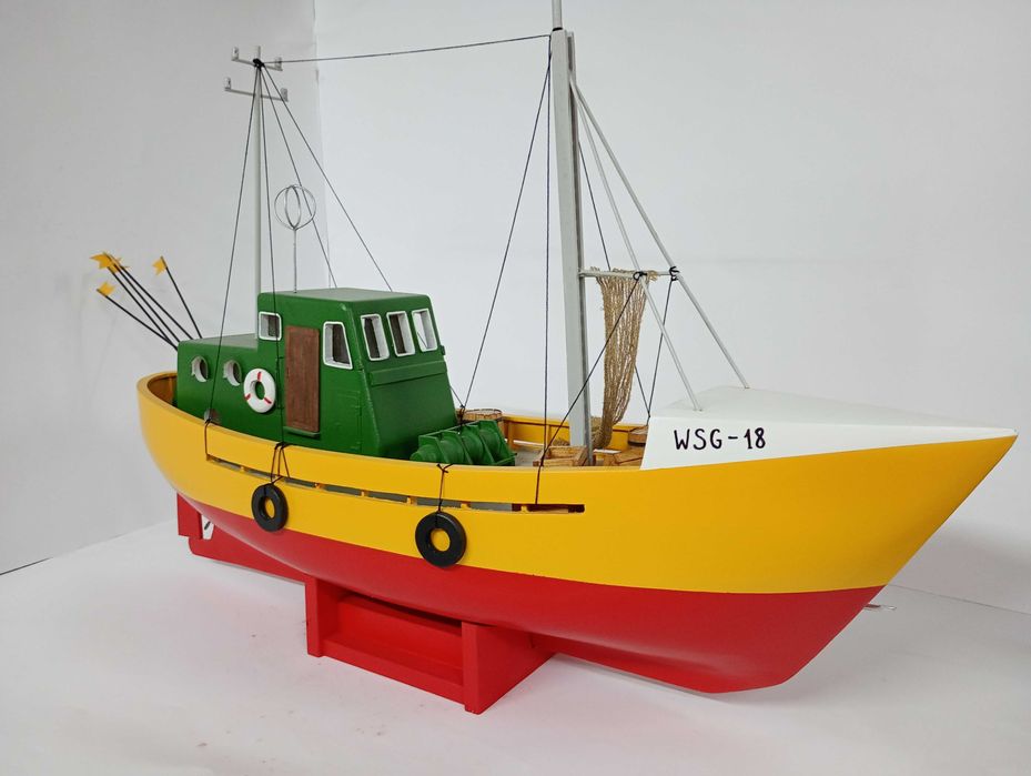 Model Kutra Rybackiego KUTER RYBACKI Z POLSKIEGO MORZA statek okręt