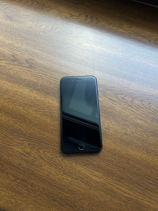 iPhone SE 2020 128 гб