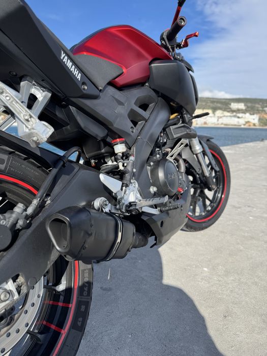 Yamaha MT-125 Vermelha