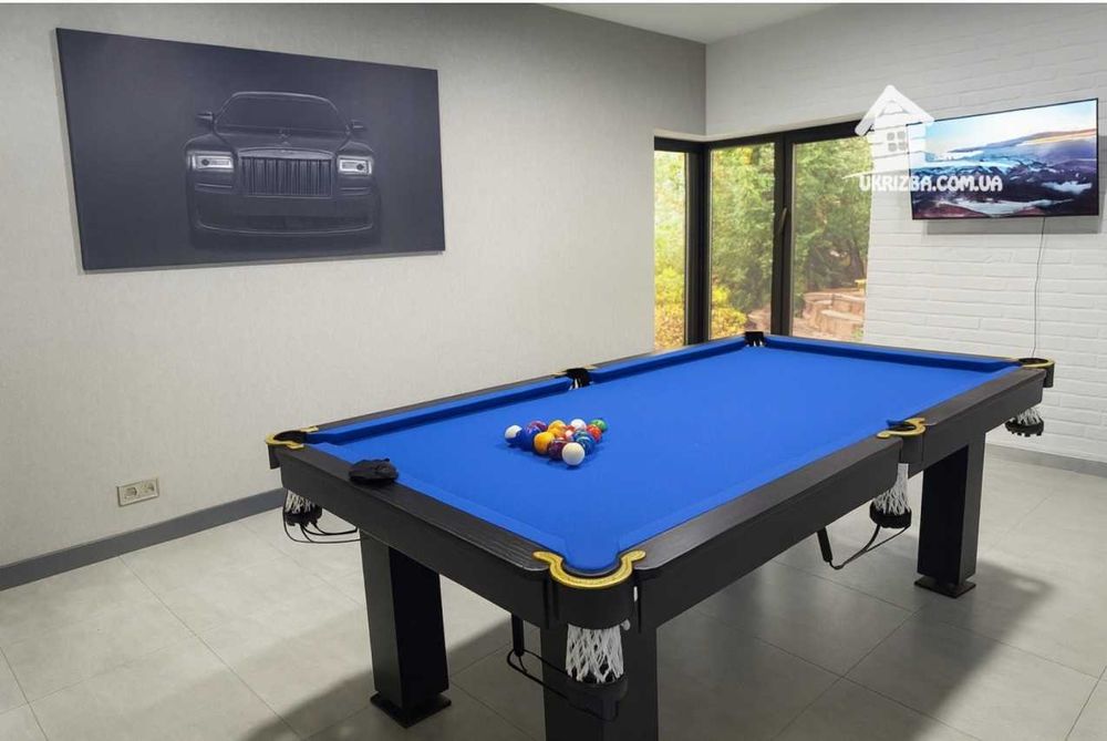 Центр. Будинок VIP-рівня. Більярд,караоке,теніс,аерохокей. До 25 осіб.