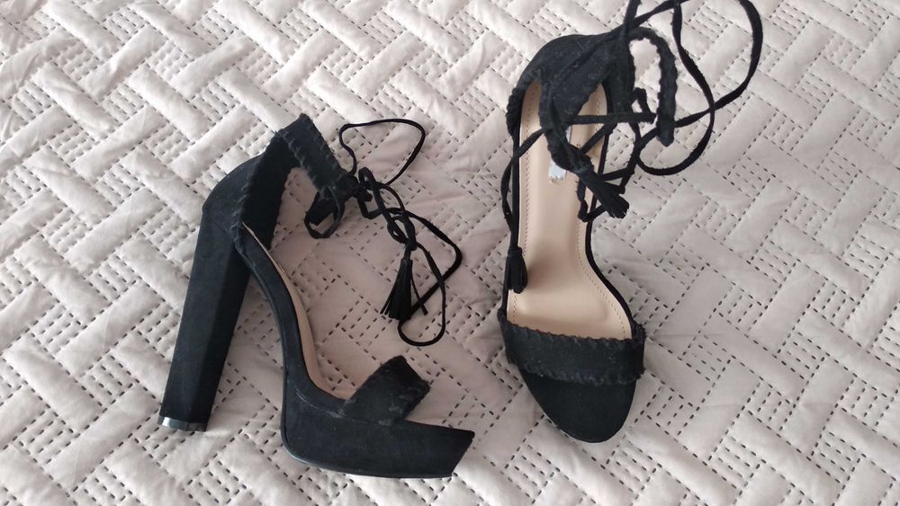 Czarne sandały rozm 38. Nie używane