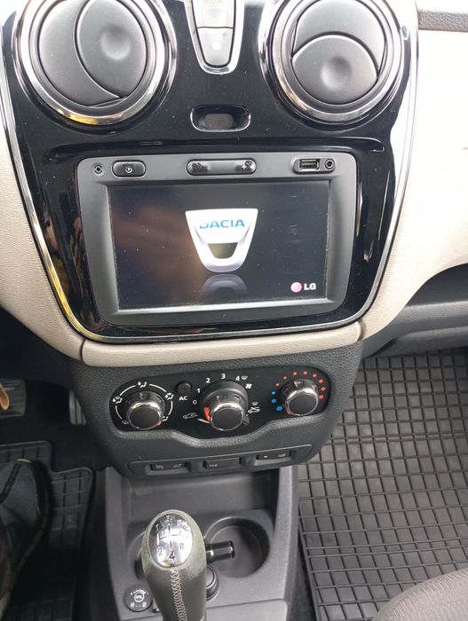Продам Dacia Lodgy 2014p. 7мест!