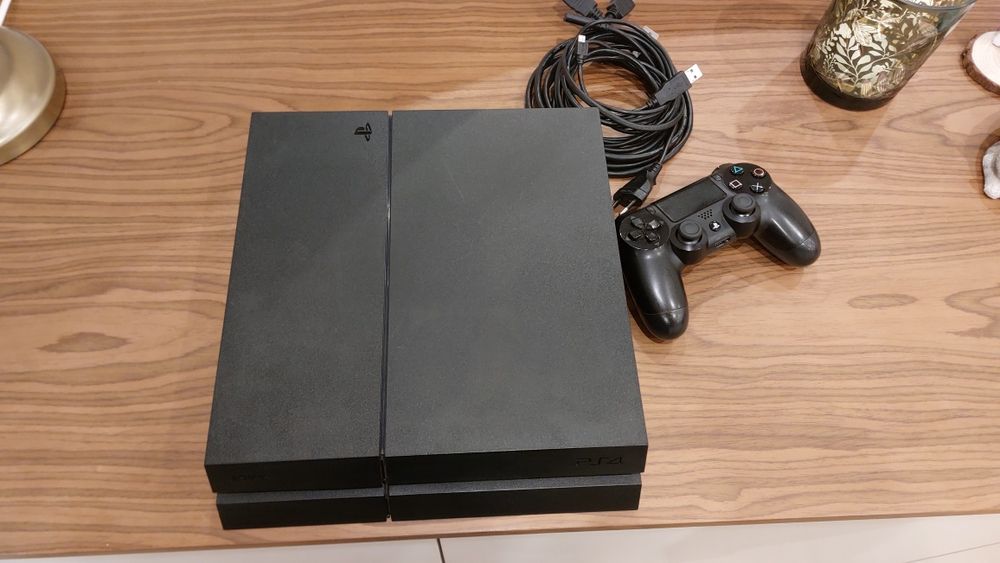 Playstation 4 impecável