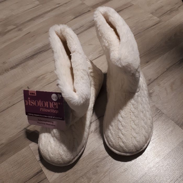 Buty kapcie Isotoner nowe