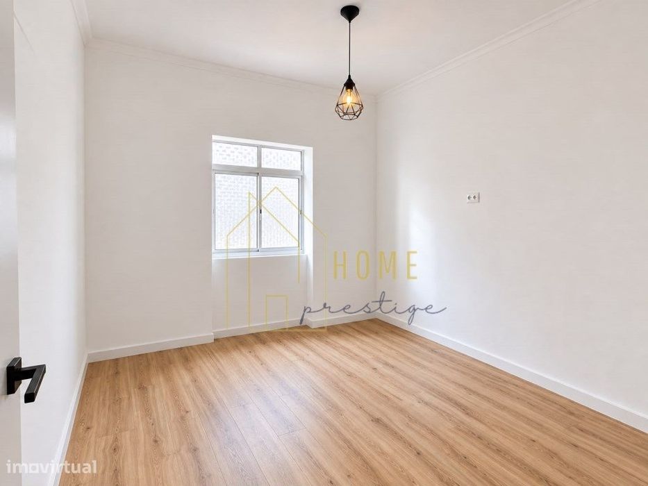 Apartamento T2 Remodelado, Baixa Da Banheira