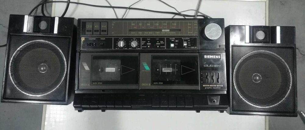Aparelhagem portátil anos 80 Boombox Siemens Club 877