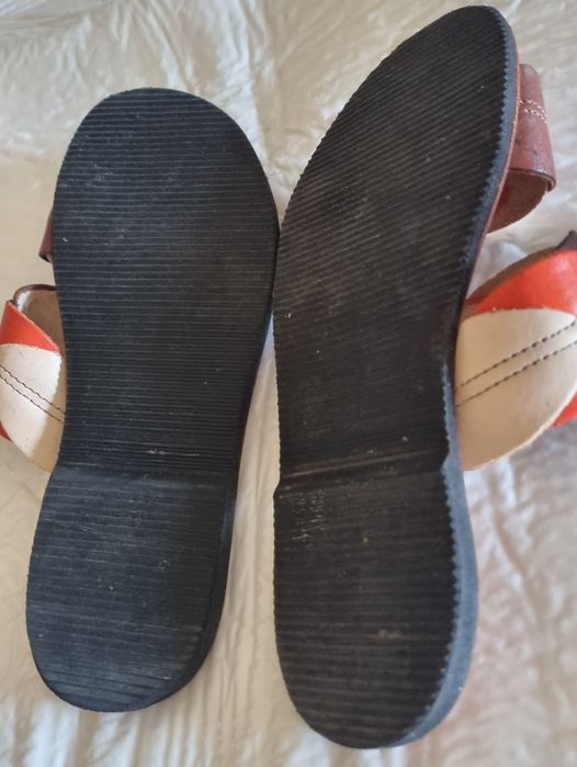 Chinelo brasileiro em couro