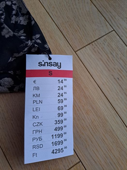 Nowa asymetryczna spódnica midi