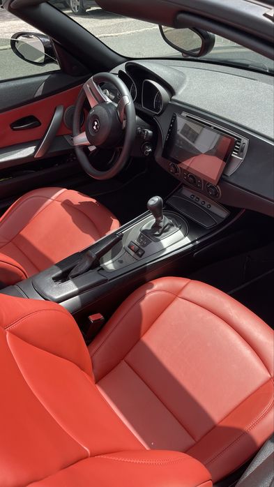 Vendo carro  Bmw Z4 2.5i  6 cilindros com 190CV com opcao de Gpl e gasolina