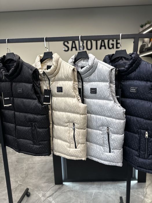 Топова жилетка Hugo Boss пух