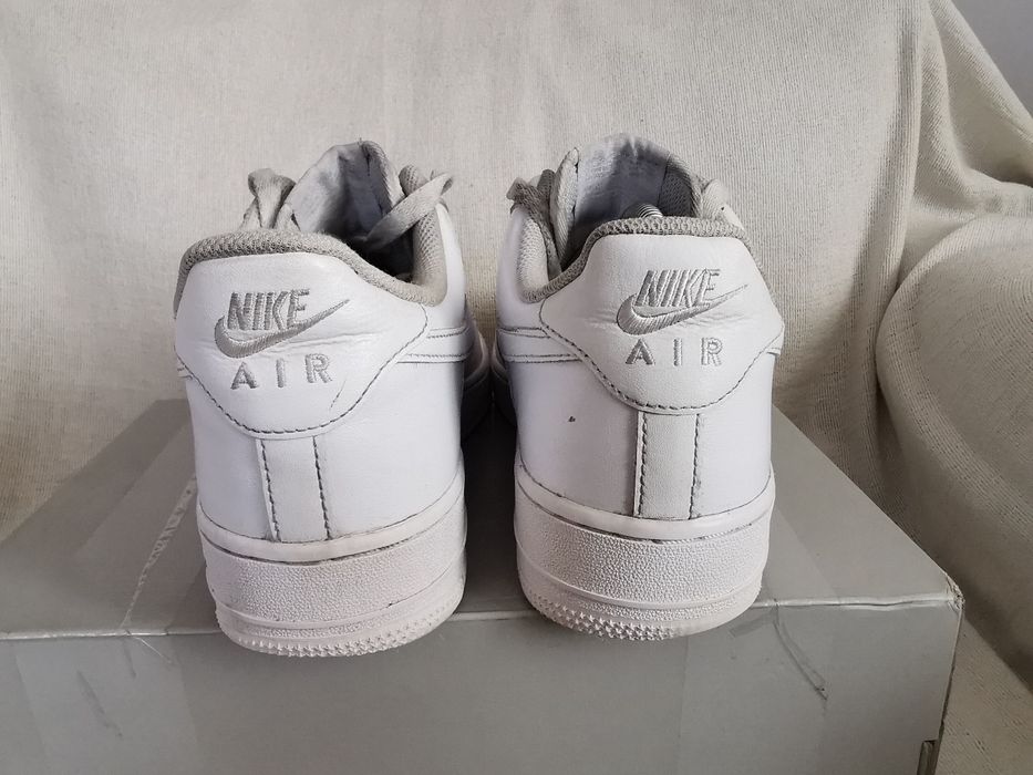 Nike Air Force 1 '07 buty sportowe sneakersy 42,5