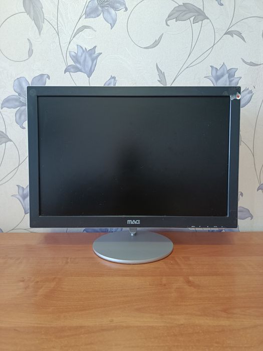 Продам монітор 19" в ідеальному стані