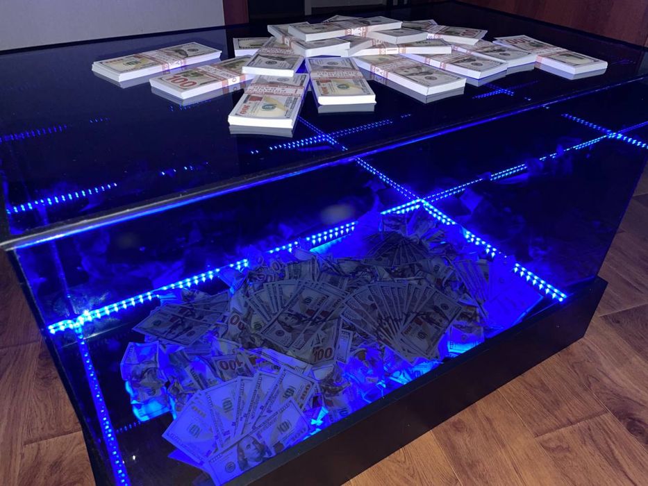 Стіл скляний, ручна робота