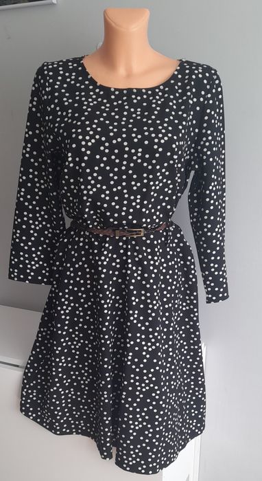 Sukienka w kropki