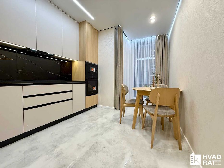 Новинка!!! Стильна півторачка в Манхеттені