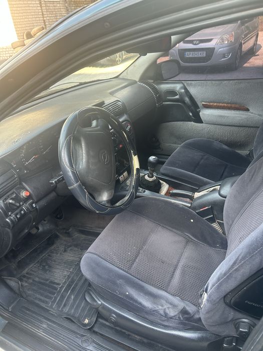 Продам Opel Omega 2 л газ/бенз
