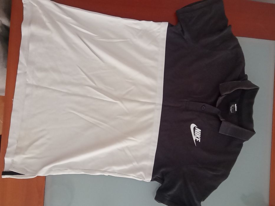 Tshirt -Polo	Nike		Tamanho M	usada em bom estado